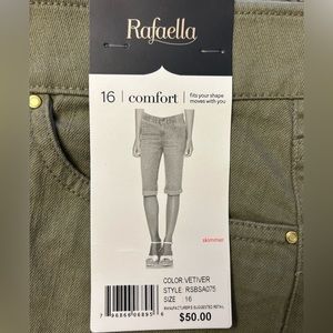 Rafaella Skimmers. Size 16. Light Olive Green.
